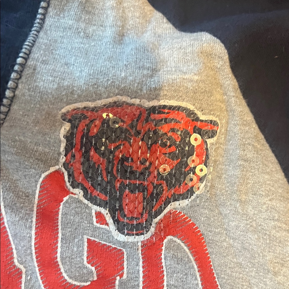 Chicago Bears Women's Navy and Gray Hoodie - Picture 2 of 3